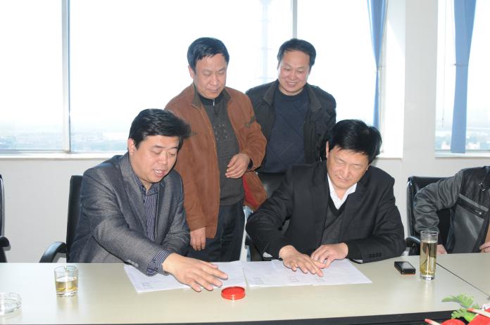 2012年3月31日，洛阳市国资委与魏振帮、李佑生、牛俊辉、李爱科、张斌等5人组成的职工联合购买体签订《产权转让协议》。